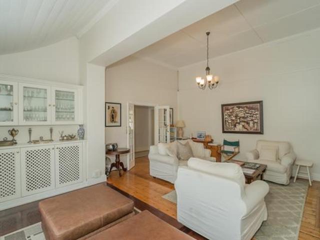 House for sale in Cape Town, Western Cape