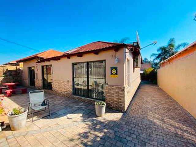 House for sale in Vosloorus, Gauteng