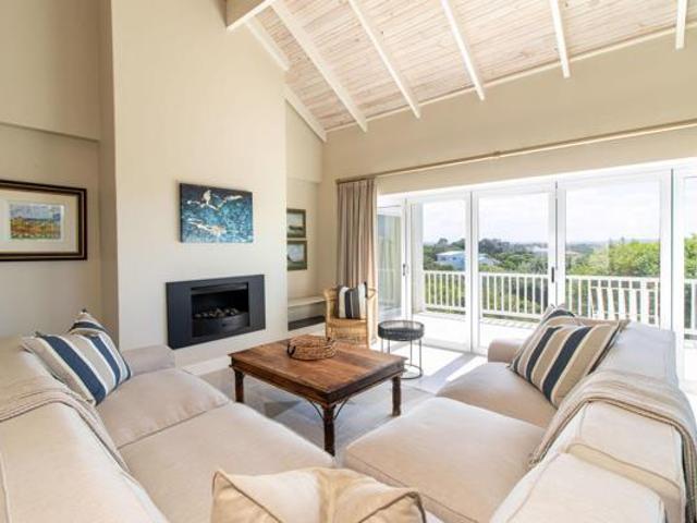 House for rent in Bushmans River Mouth, Eastern Cape