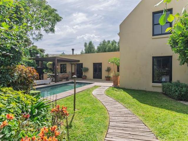 House for sale in Cape Town, Western Cape