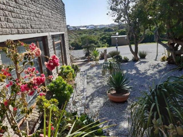 House for sale in Rietpoel, Theewaterskloof Local Municipality