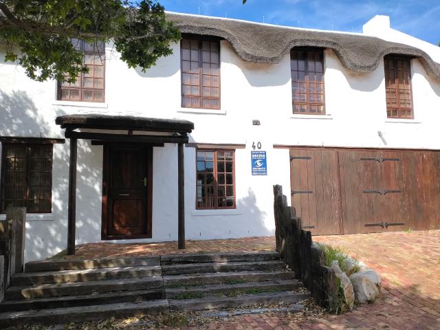House for sale in Gansbaai, Overstrand Local Municipality