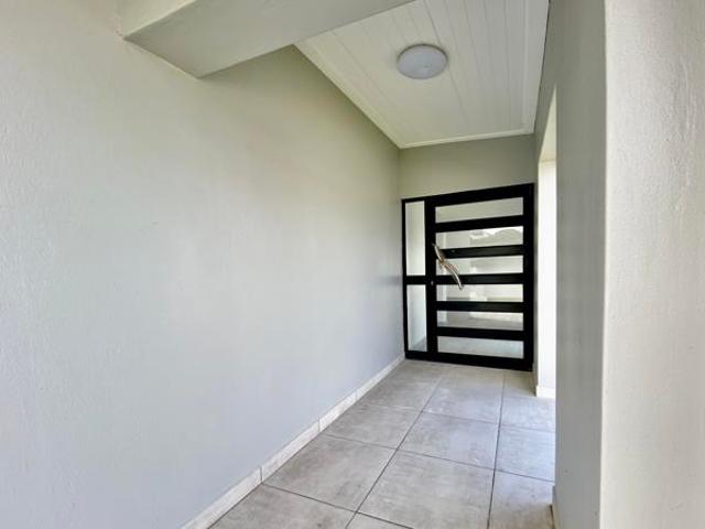 House for sale in Rietpoel, Theewaterskloof Local Municipality