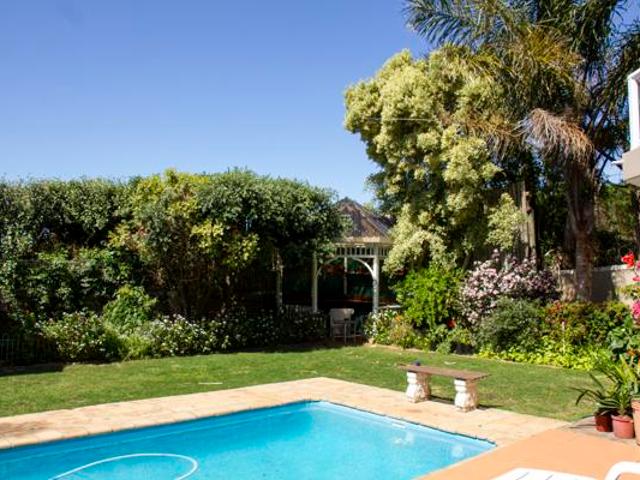 House for sale in Bushmans River Mouth, Eastern Cape