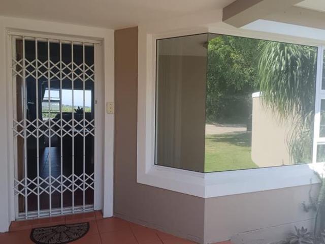 House for sale in Bushmans River Mouth, Eastern Cape