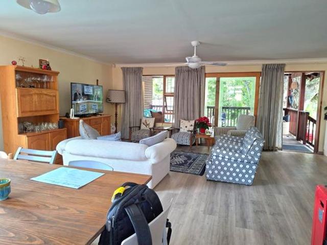 House for sale in Bushmans River Mouth, Eastern Cape
