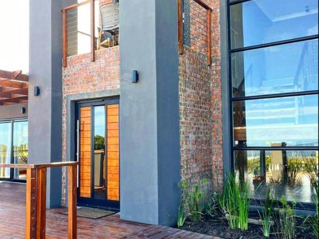 House for sale in Groot Brak Rivier, Western Cape