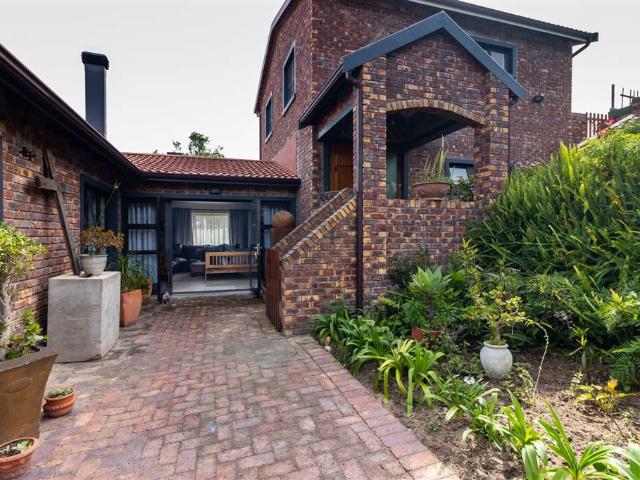 House for sale in Groot Brak Rivier, Western Cape