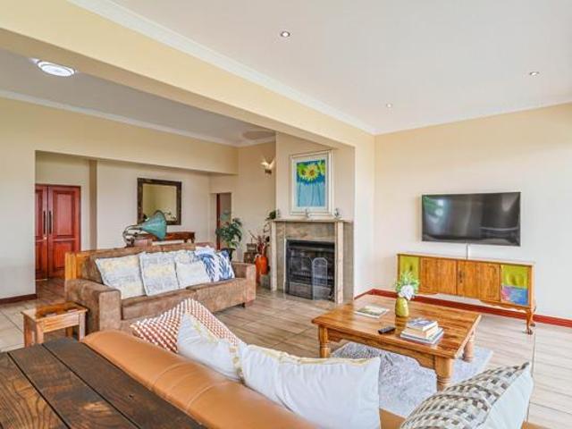 House for sale in North West