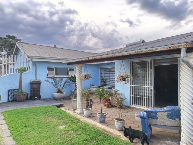 House for sale in Krugersdorp, Mogale City Local Municipality