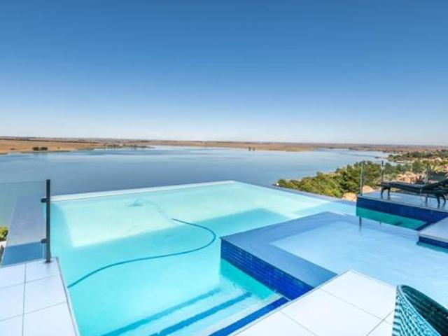 House for rent in Waterkloof, Gauteng