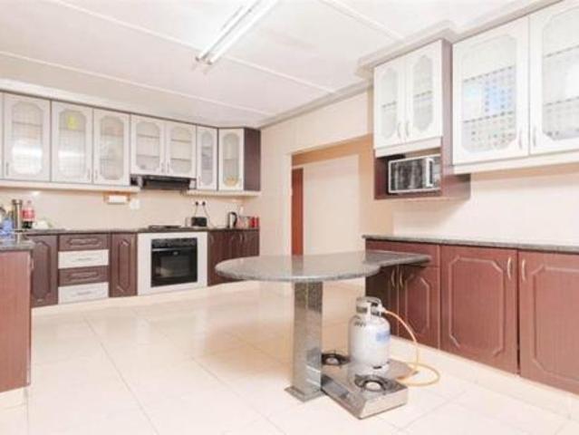 House for sale in La Mercy, Kwazulu-natal