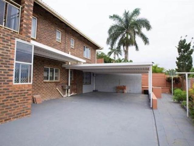 House for sale in La Mercy, Kwazulu-natal