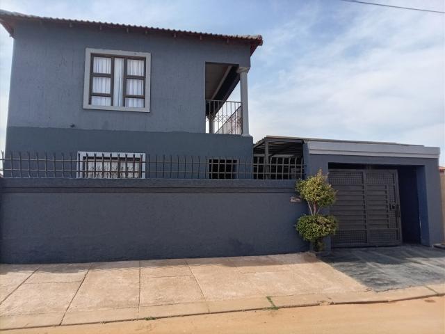 House for sale in Vosloorus, Gauteng