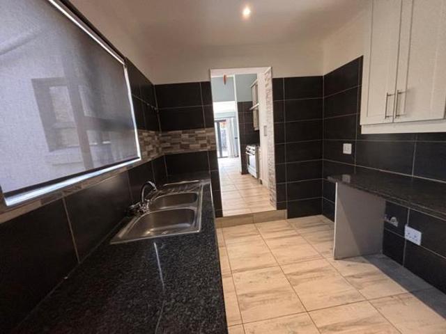 House for rent in North West