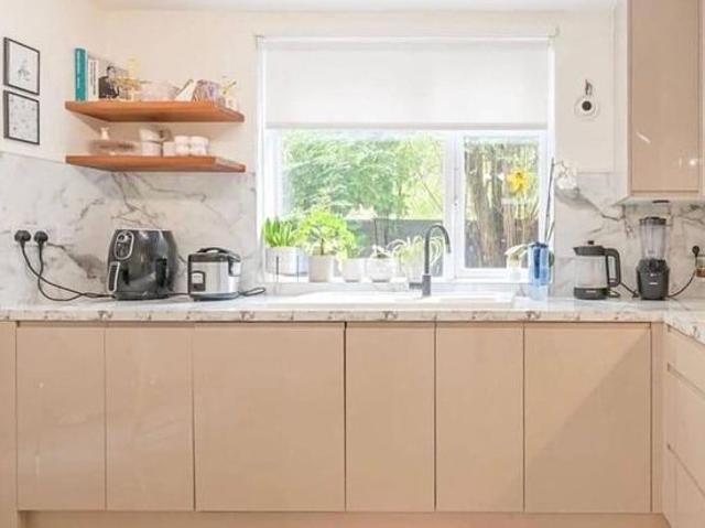 House for rent in Bromley-by-Bow, Poplar Grove