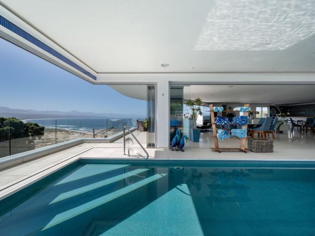 House for sale in Groot Brak Rivier, Western Cape