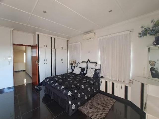 House for sale in Mount Moreland, Kwazulu-natal