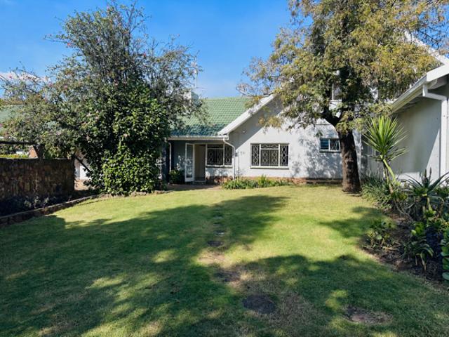 House for rent in Waterkloof, Gauteng