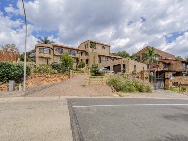 House for sale in Waterkloof, Gauteng