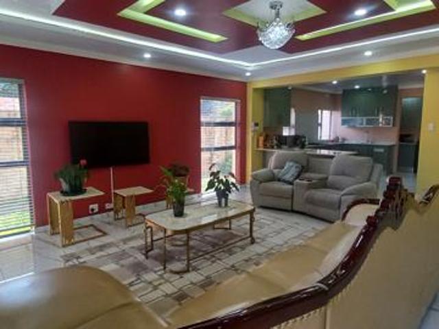 House for sale in Ugu District Municipality, Kwazulu-natal