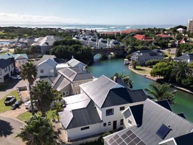House for sale in Cape St Francis, Eastern Cape