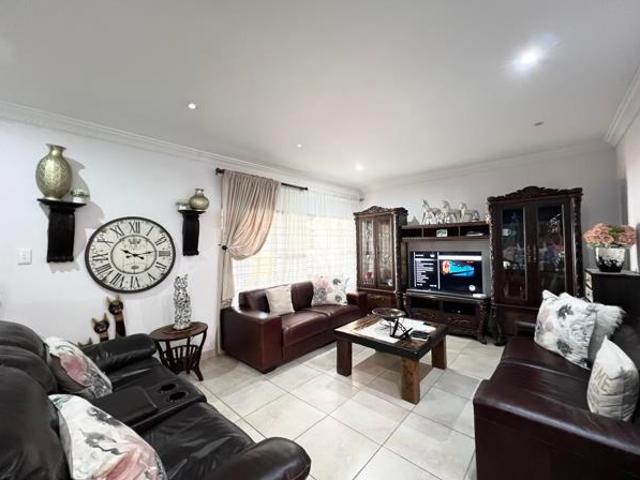 House for sale in UMhlathuze Municipality, Kwazulu-natal