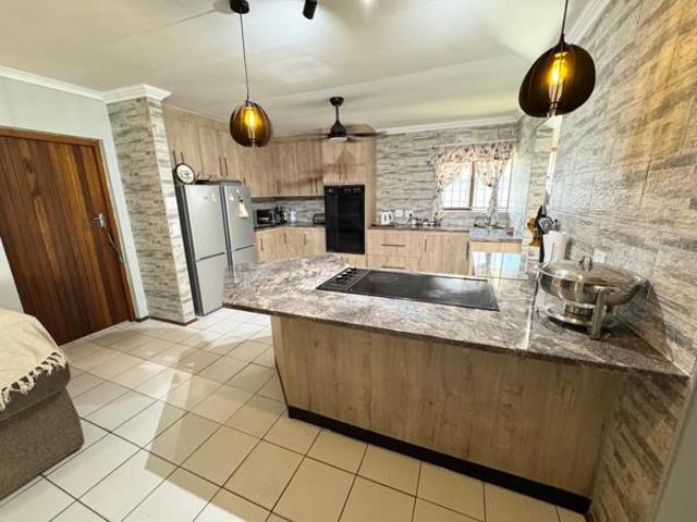House for sale in UMhlathuze Municipality, Kwazulu-natal
