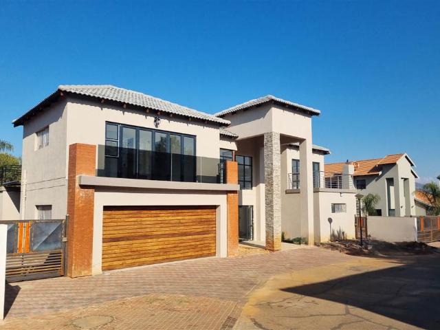 House for sale in North West