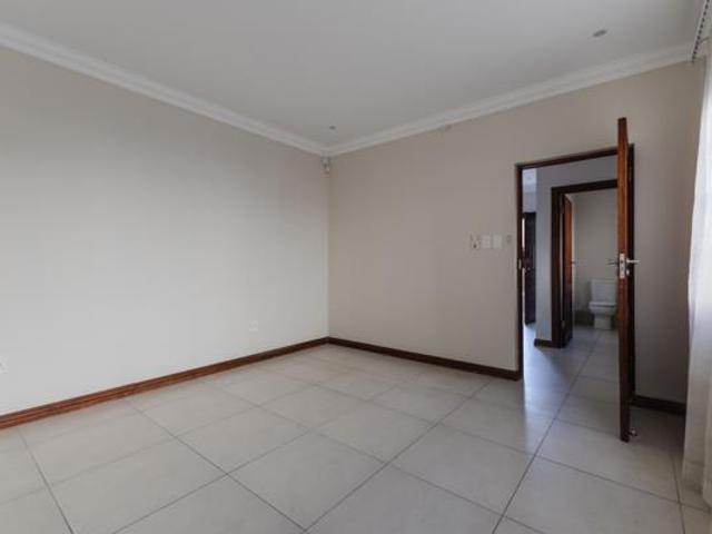House for rent in Waterkloof, Gauteng