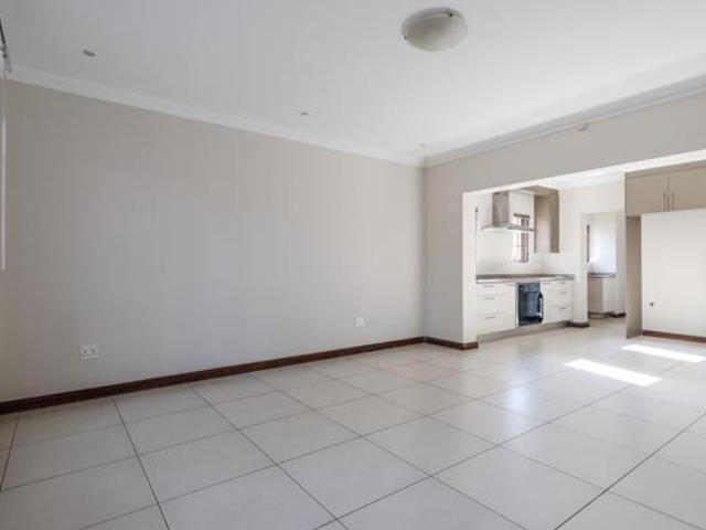 House for rent in Waterkloof, Gauteng