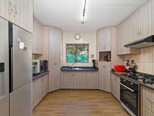 House for sale in Cape Town, Western Cape