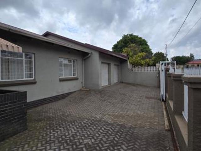 House for sale in West Rand Garden estates, Westonaria Local Municipality