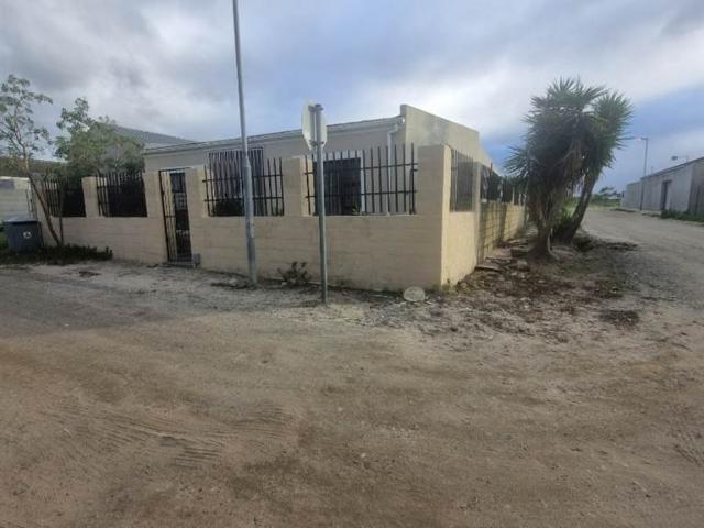 House for sale in Cape Town, Western Cape
