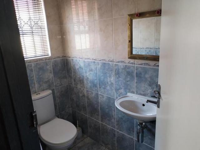 House for sale in Cape Town, Western Cape