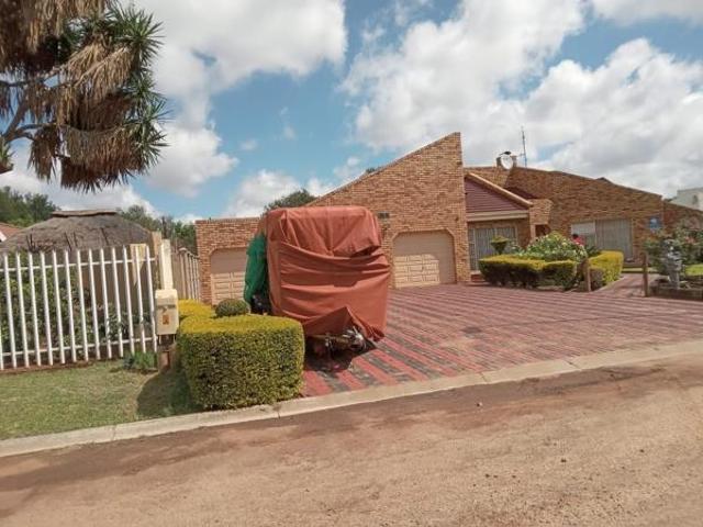 House for sale in Mafikeng, North West