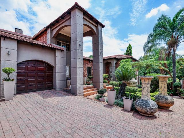 House for rent in Waterkloof, Gauteng