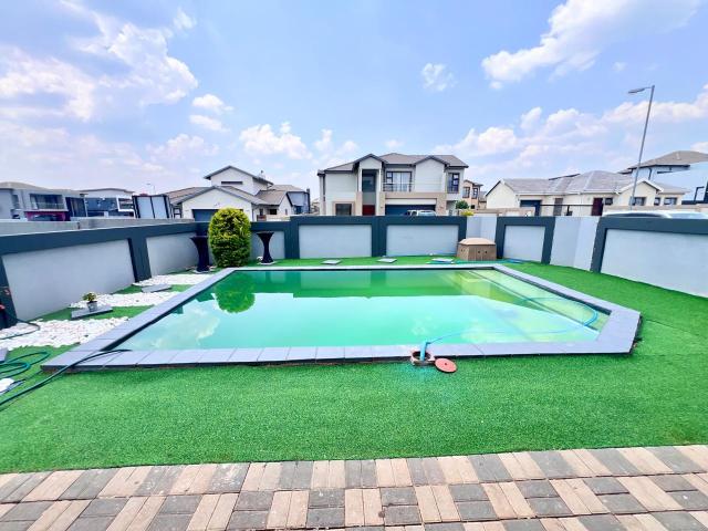 House for sale in Waterkloof, Gauteng