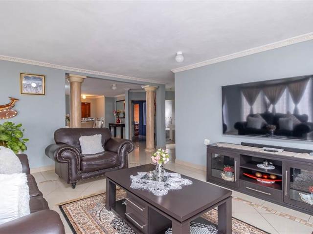 House for sale in Waterkloof, Gauteng