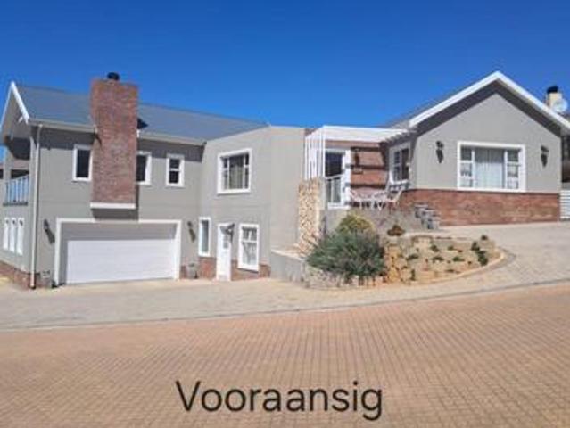 House for sale in Groot Brak Rivier, Western Cape