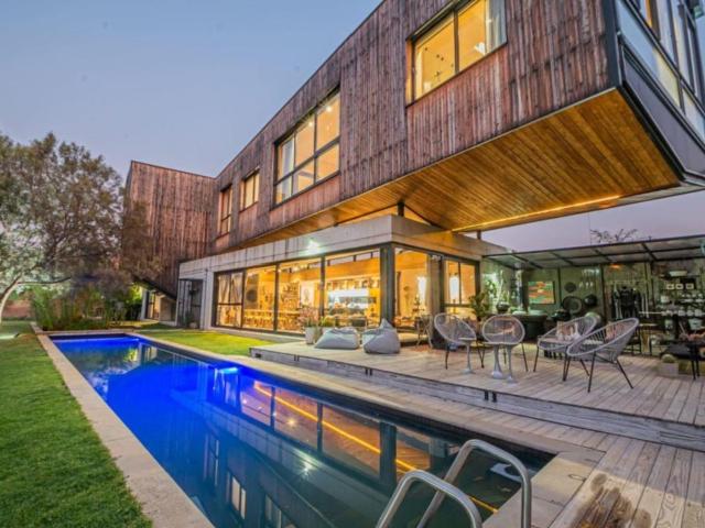 House for sale in Waterkloof, Gauteng