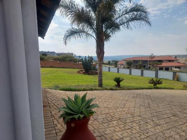 House for rent in Waterkloof, Gauteng