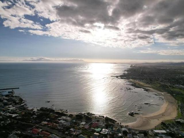 House for sale in Cape Town, Western Cape