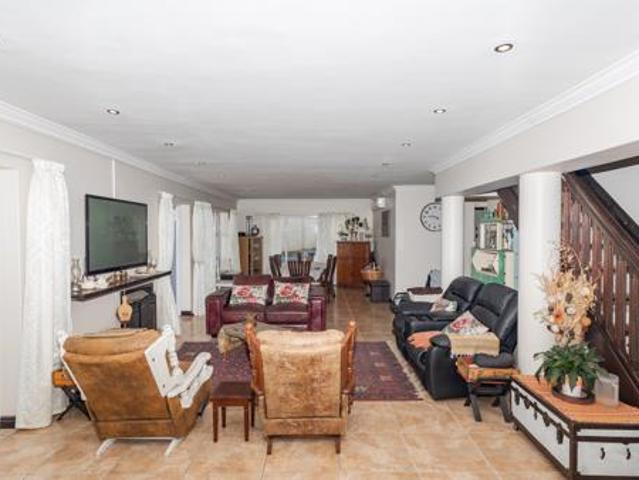 House for sale in Cape Town, Western Cape