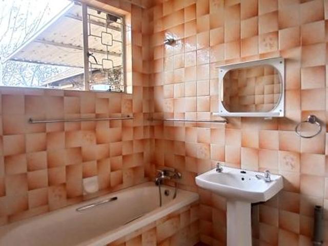 House for rent in Vosloorus, Gauteng
