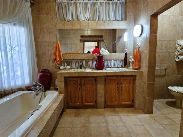 House for sale in Ehlanzeni, Mpumalanga