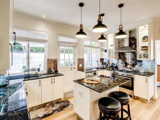 House for sale in Cape Town, Western Cape