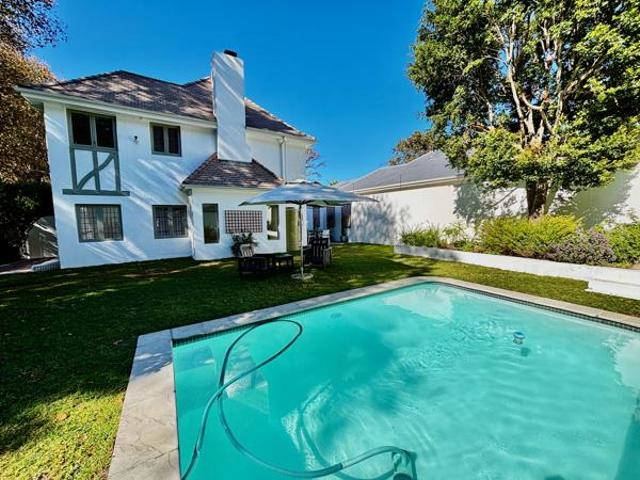 House for sale in Cape Town, Western Cape