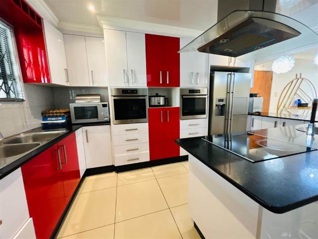 House for sale in Waterkloof, Gauteng
