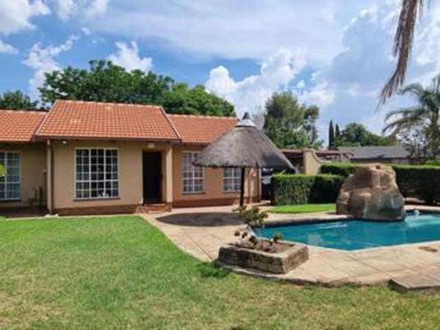 House for rent in Vosloorus, Gauteng
